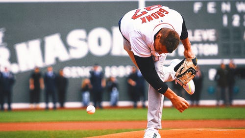 NEXT Trending Image: Rob Gronkowski brings 'Gronk Spike' to baseball, spiking first pitch at Red Sox game